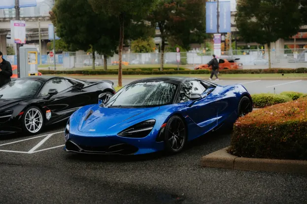 Казино Кабаре Клуб Android/iOS приложение